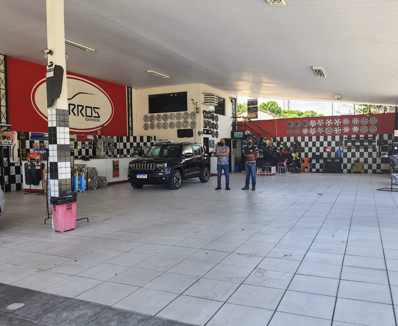Equipe Carros Equipadora